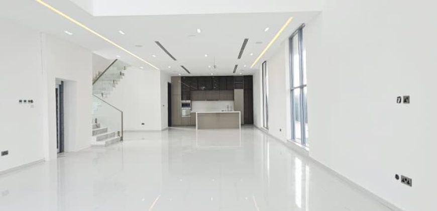 A Bright, Brilliant & Beguiling Luxury Home in Ikoyi Lagos for sale