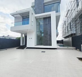 A Bright, Brilliant & Beguiling Luxury Home in Ikoyi Lagos for sale