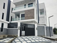 Massive 5 Bedroom Luxury Home For Sale at Lekki Phase 1 Lagos