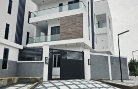 Massive 5 Bedroom Luxury Home For Sale at Lekki Phase 1 Lagos