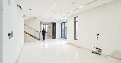 Massive 5 Bedroom Luxury Home For Sale at Lekki Phase 1 Lagos