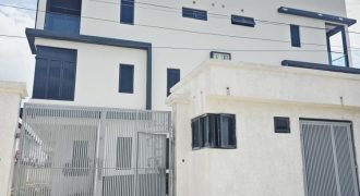 Modern 4 Bedroom Home with BQ for sale at Lekki Phase 1 Lagos