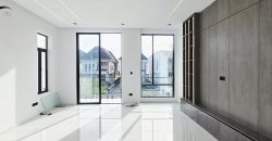 Stunning Modern 5 Bedroom For Sale