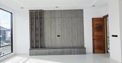 Stunning Modern 5 Bedroom For Sale