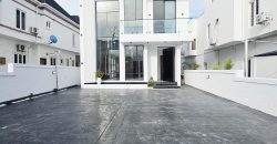 Stunning Modern 5 Bedroom For Sale