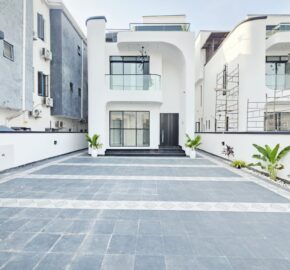 Stunning Modern 5 Bedroom for sale in Ikate Lekki Lagos