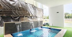 Stunning Modern 5 Bedroom Home With Swimming Pool For Sale