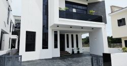 Stunning Modern 5 Bedroom Home With Swimming Pool For Sale