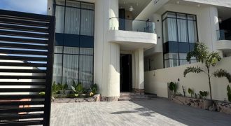 Stunning 5 Bedroom Detached Duplex with Swimming pool for sale