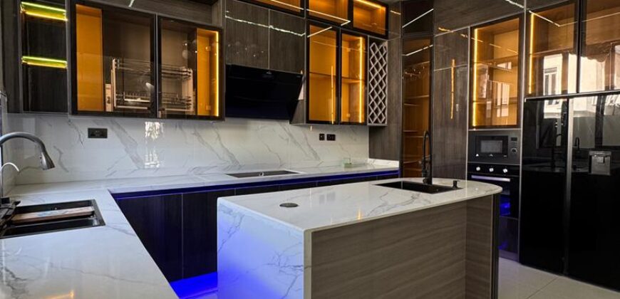 Stunning 5 Bedroom Detached Duplex with Swimming pool for sale