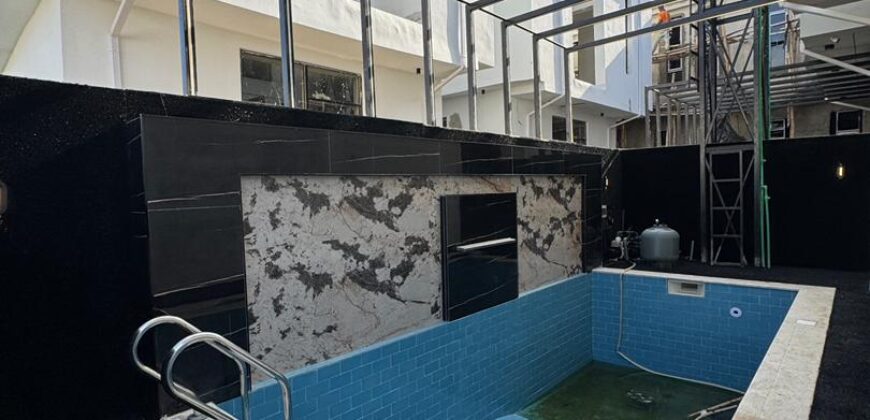 Stunning 5 Bedroom Detached Duplex with Swimming pool for sale