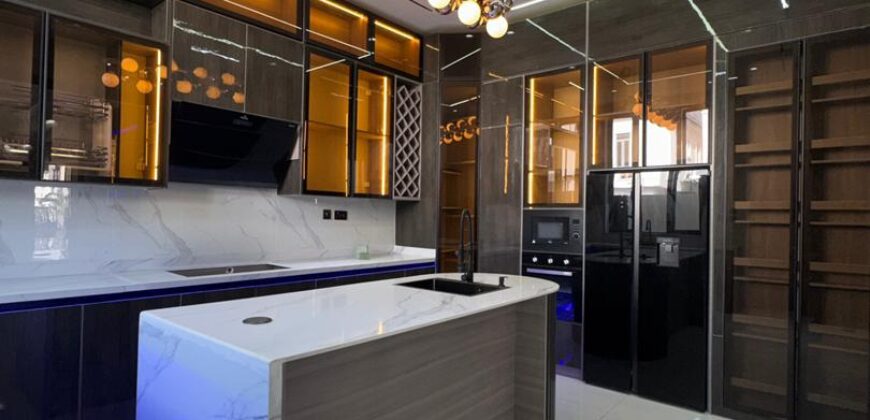 Stunning 5 Bedroom Detached Duplex with Swimming pool for sale