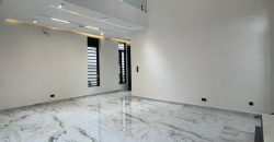 Stunning 5 Bedroom Detached Duplex with swimming pool