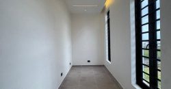 Stunning 5 Bedroom Detached Duplex with swimming pool