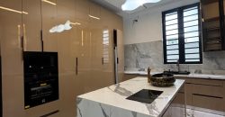 Stunning 5 Bedroom Detached Duplex with swimming pool