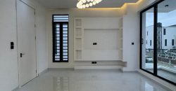 Stunning 5 Bedroom Detached Duplex with swimming pool