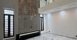 Stunning 5 Bedroom Detached Duplex with swimming pool