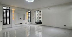 Stunning 5 Bedroom Detached Duplex with swimming pool