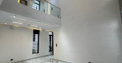 Stunning 5 Bedroom Detached Duplex with swimming pool