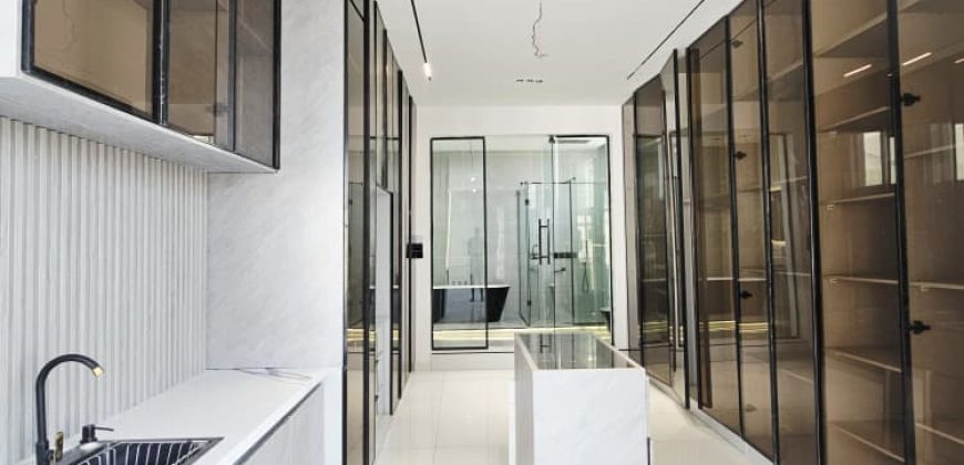 Modern 5 Bedroom Luxury Home With Water Views  For Sale