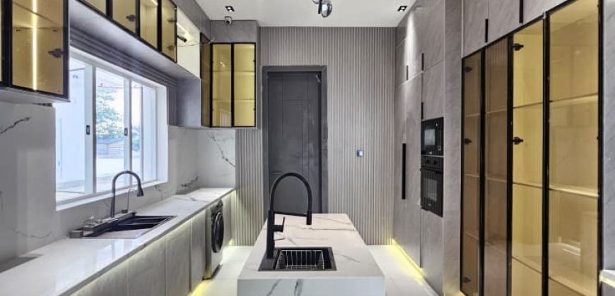 Modern 5 Bedroom Luxury Home With Water Views  For Sale