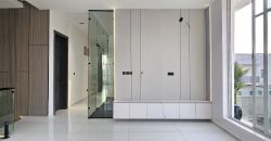 Modern 5 Bedroom Luxury Home With Water Views  For Sale